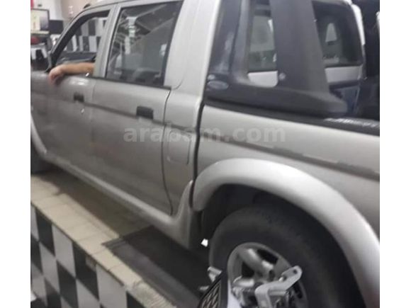 Sahibinden Mitsubishi L 200 4x2 Pick Up 2005 Model
