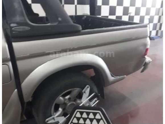 Sahibinden Mitsubishi L 200 4x2 Pick Up 2005 Model