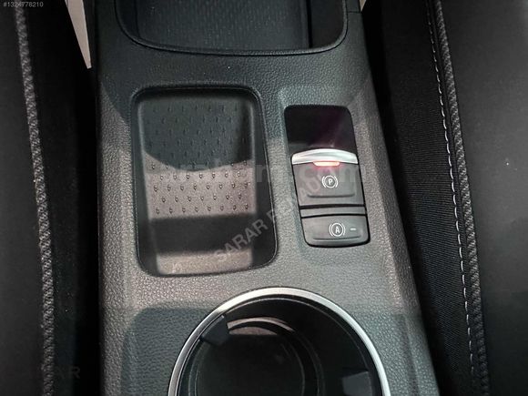 HATASIZ 2025 MODEL RENAULT CAPTUR HYBRIT TECHNO ESPRİTE ALPİNE