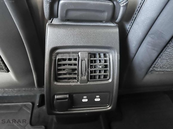 HATASIZ 2025 MODEL RENAULT CAPTUR HYBRIT TECHNO ESPRİTE ALPİNE
