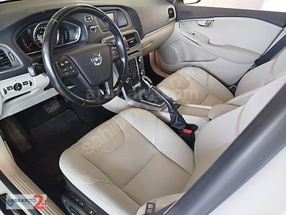VOLVO &MG BAYİ ARKAS ANKARA 2015 V40 1.6 D PREMİUM