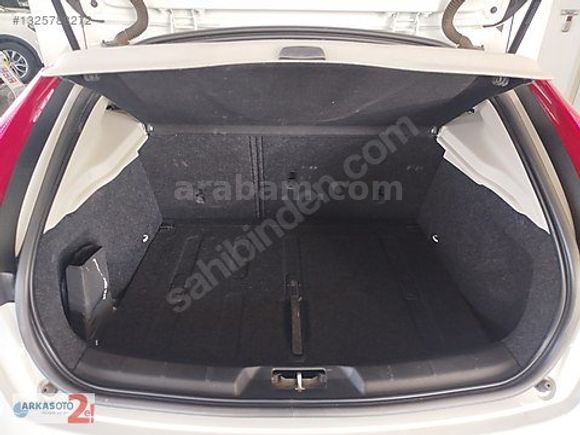 VOLVO &MG BAYİ ARKAS ANKARA 2015 V40 1.6 D PREMİUM