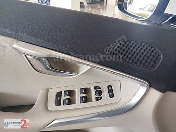 VOLVO &MG BAYİ ARKAS ANKARA 2015 V40 1.6 D PREMİUM