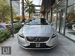 BOYASIZ 101.800 KM 2018 VOLVO V40 1.5 T3 İNSCRİPTİON (CAM TAVAN)
