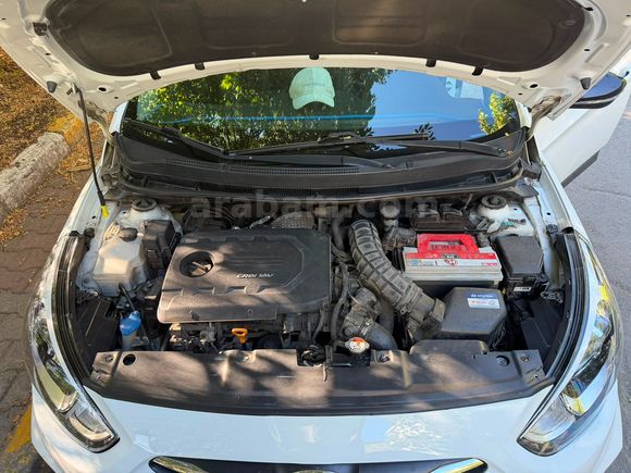 Sahibinden Hyundai Accent Blue 1.6 CRDI Mode Plus 2015 Model 