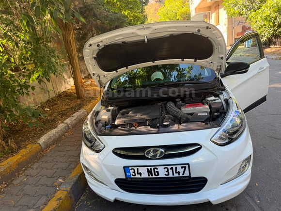 Sahibinden Hyundai Accent Blue 1.6 CRDI Mode Plus 2015 Model 