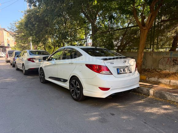 Sahibinden Hyundai Accent Blue 1.6 CRDI Mode Plus 2015 Model 