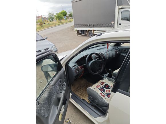 Sahibinden Mazda 323 1.6 GLX 1999 Model