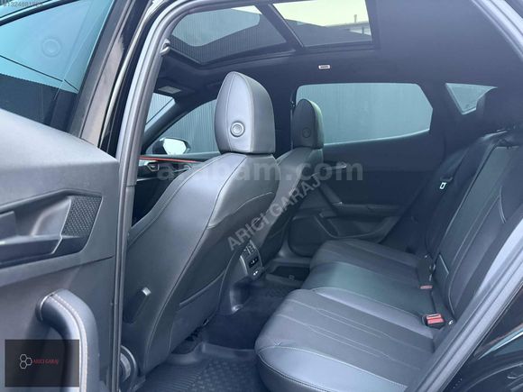 2025 ÇIKIŞLI CUPRA FORMENTOR 1.5 E-TSİ MHEV CAM TAVAN+E,BAĞAJ
