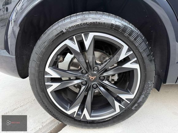 2025 ÇIKIŞLI CUPRA FORMENTOR 1.5 E-TSİ MHEV CAM TAVAN+E,BAĞAJ