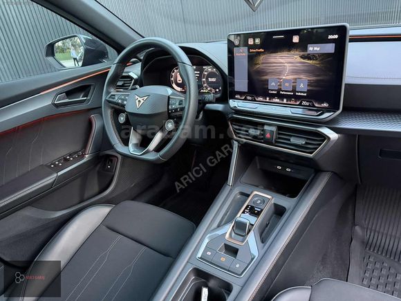 2025 ÇIKIŞLI CUPRA FORMENTOR 1.5 E-TSİ MHEV CAM TAVAN+E,BAĞAJ