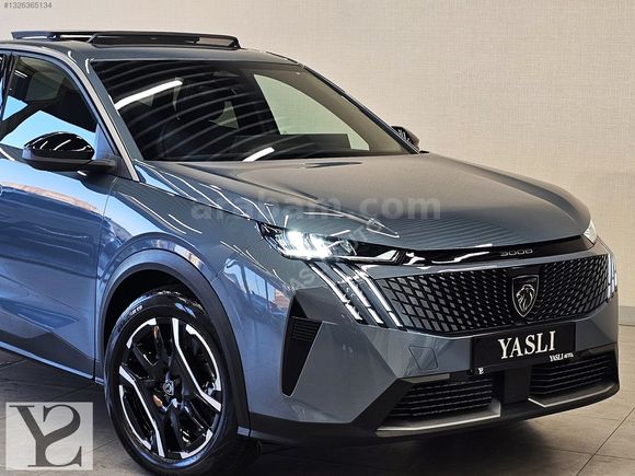** YASLI AUTO ** 9.000 KM BOYASIZ HATASIZ CAM TAVAN İLK SAHİBİ.
