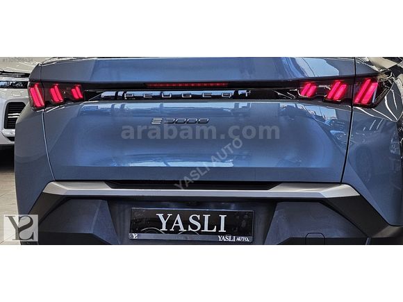 ** YASLI AUTO ** 9.000 KM BOYASIZ HATASIZ CAM TAVAN İLK SAHİBİ.