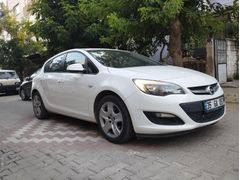 2015 1.6 benzin LPG 135000 km LPG tankı yenilendi akü yeni klima bakımı yapılıp gaz DOLUMU yapıldıel