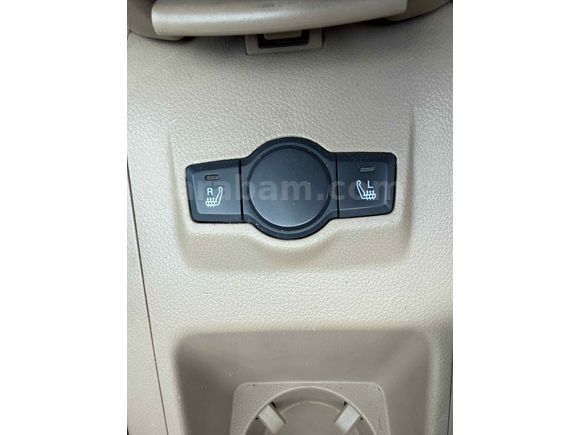 Chevrolet Captiva 2.0 D LT High 2011 Model 