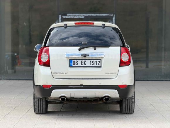 Chevrolet Captiva 2.0 D LT High 2011 Model 