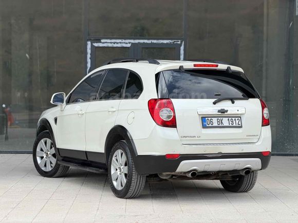 Chevrolet Captiva 2.0 D LT High 2011 Model 