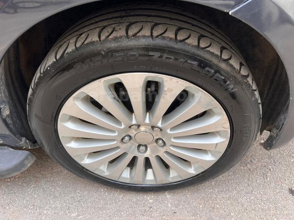 Sahibinden Ford C-Max 1.6 TDCi Titanium 2009 Model
