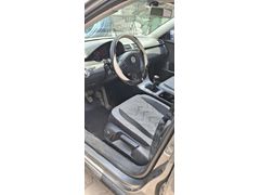 Sahibinden Volkswagen Passat 1.6 FSi Comfortline 2006 Model  300.000 km Gri