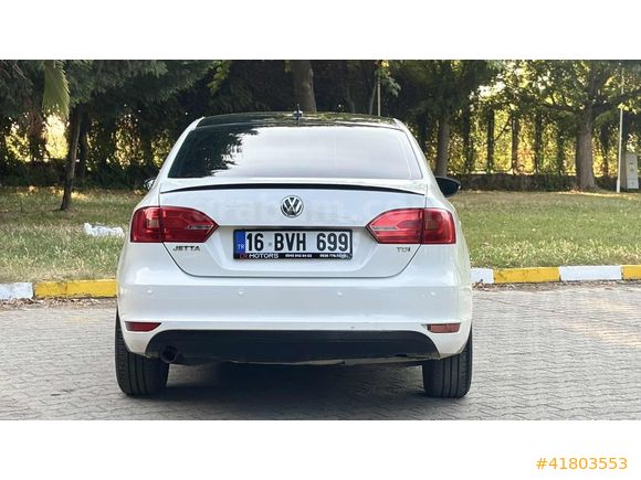DR MOTORS 2013 VW JETTA
