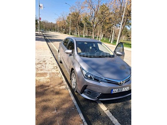 Sahibinden Toyota Corolla 1.6 Active 2017 Model 