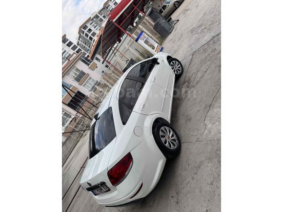Fiat Linea 1.4 Fire Pop 2016