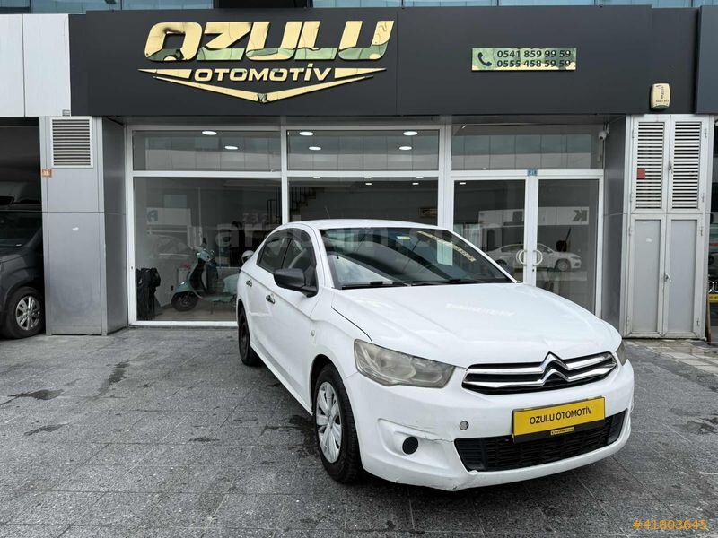 Galeriden Citroen C-Elysée 1.2 VTi Attraction 2013 Model İstanbul 150.000 km Beyaz