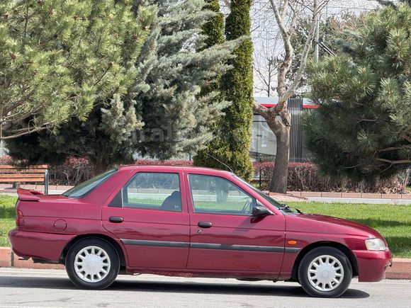 Sahibinden Ford Escort 1.6 CLX 1996 Model