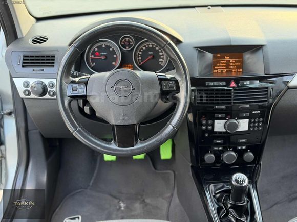 TAŞKIN'DAN 2011 MODEL HATASIZ 120.BİN KM'DE 111.YIL LANSMAN RENK