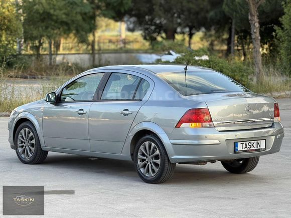 TAŞKIN'DAN 2011 MODEL HATASIZ 120.BİN KM'DE 111.YIL LANSMAN RENK