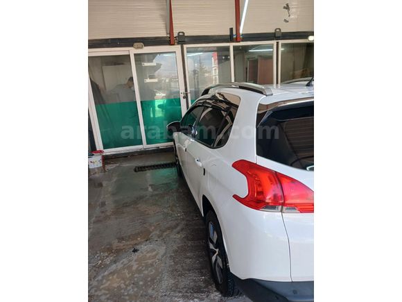 Sahibinden Peugeot 2008 1.6 e-HDi Active 2015 Model