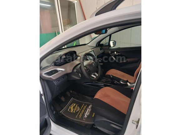 Sahibinden Peugeot 2008 1.6 e-HDi Active 2015 Model
