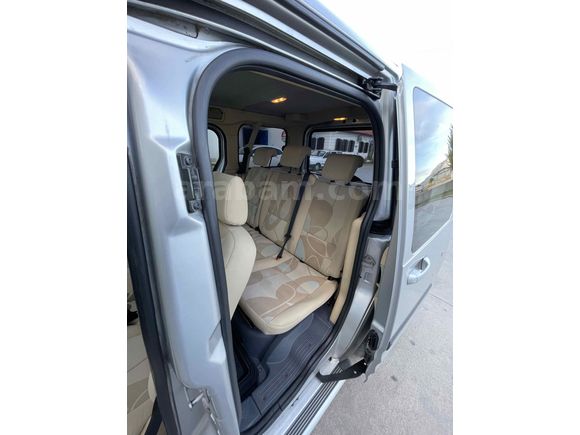 Sahibinden Ford Transit Connect K210 S Silver 2012 Model  180.000km Gri (Gümüş)