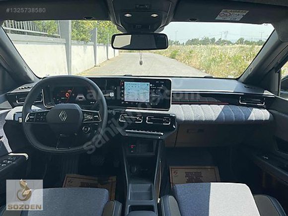 SÖZDEN AUTO'DAN 2025 R5 E-TECH HATASIZ - BOYASIZ - FULL PPF