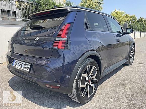 SÖZDEN AUTO'DAN 2025 R5 E-TECH HATASIZ - BOYASIZ - FULL PPF