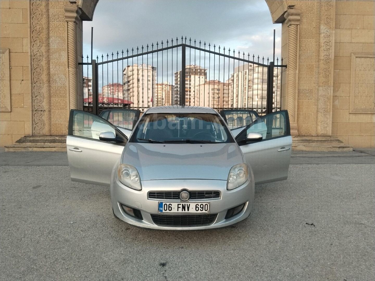 Sahibinden Fiat Bravo 1.6 Mjet Dynamic 2008 Model Ankara 206.056 km Gri 1