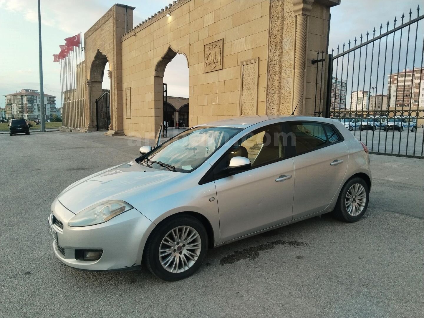Sahibinden Fiat Bravo 1.6 Mjet Dynamic 2008 Model Ankara 206.056 km Gri 2