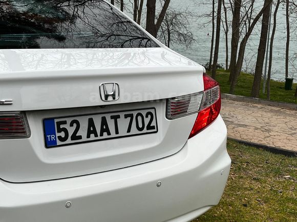 DEĞİŞENSİZ MEMURDAN TEMİZ BAKIMLI AİLE ARACI...