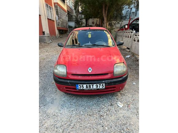 Sahibinden Renault Clio 1.4 RTA 2002 Model 