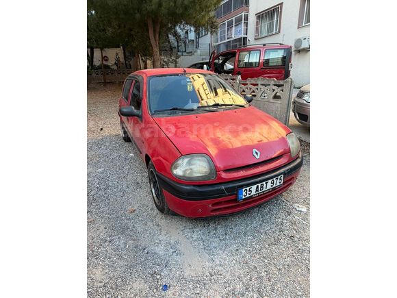 Sahibinden Renault Clio 1.4 RTA 2002 Model 