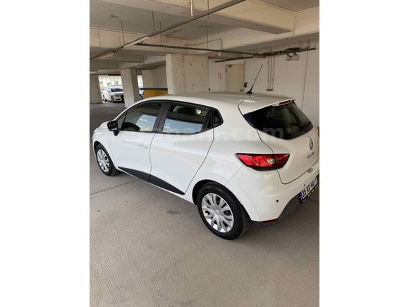 Sahibinden Renault Clio 1.2 Joy 2015 Model İzmir/ fiyat güncellendi