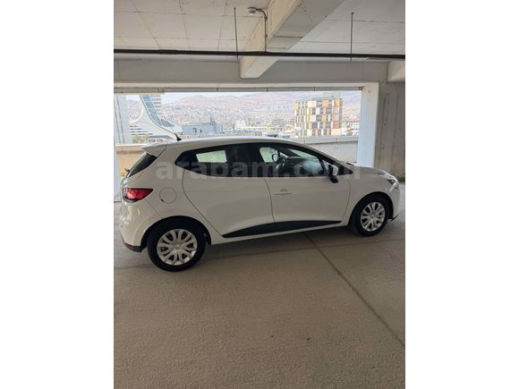 Sahibinden Renault Clio 1.2 Joy 2015 Model İzmir/ fiyat güncellendi