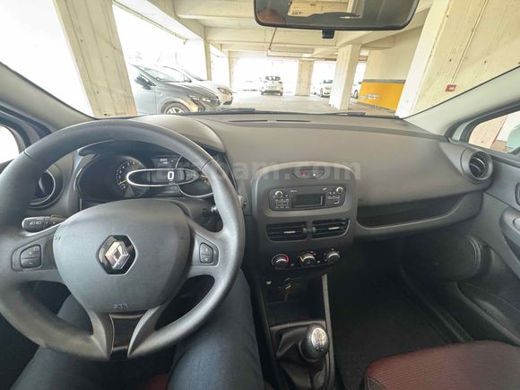 Sahibinden Renault Clio 1.2 Joy 2015 Model İzmir/ fiyat güncellendi