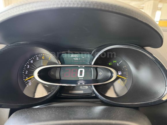 Sahibinden Renault Clio 1.2 Joy 2015 Model İzmir/ fiyat güncellendi