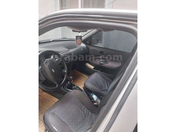 Sahibinden Ford Escort 1.8 CLX 1997 Model 