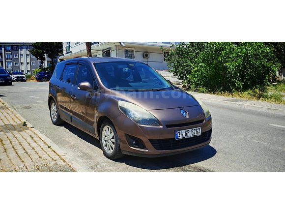 Sahibinden Renault Grand Scenic 1.5 dCi Expression 2010 Model