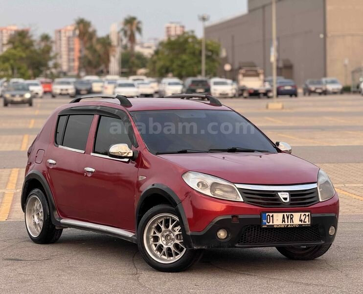 Galeriden Dacia Sandero 1.5 dCi Stepway 2012 Model Adana 190.000 km Bordo