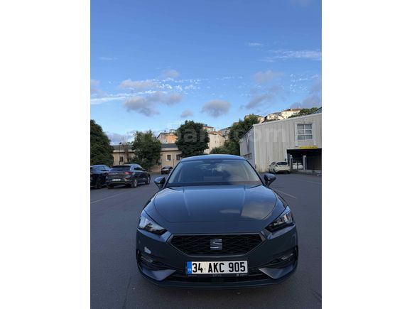 Sahibinden Seat Leon 1.5 eHybrid FR 2025 Model 
