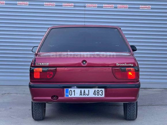 ORCİNAL Sahibinden Renault R 9 1.4 Broadway RN 1999 Model 