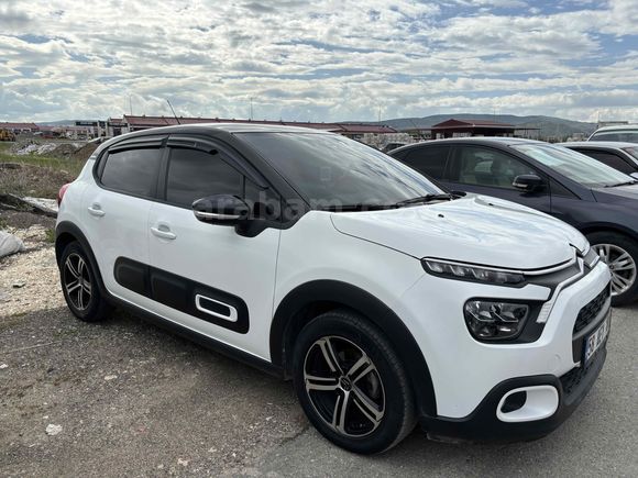 Sahibinden Citroen C3 1.2 PureTech Feel Bold 2023 Model 